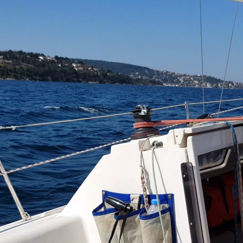 Adalar rotasındaki seyirden Yelkenli ve Heybeli ada görüntüsü